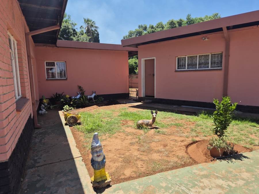 4 Bedroom Property for Sale in Stilfontein Ext 3 North West